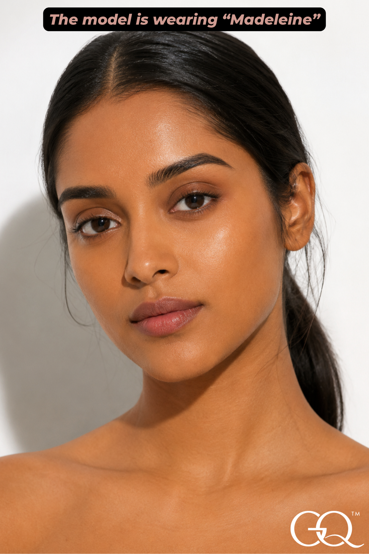 Experience the artistry of GLOWNIQUE's Concealing Cream, a luxurious blend for flawless coverage that elevates your beauty ritual and embodies elegance.