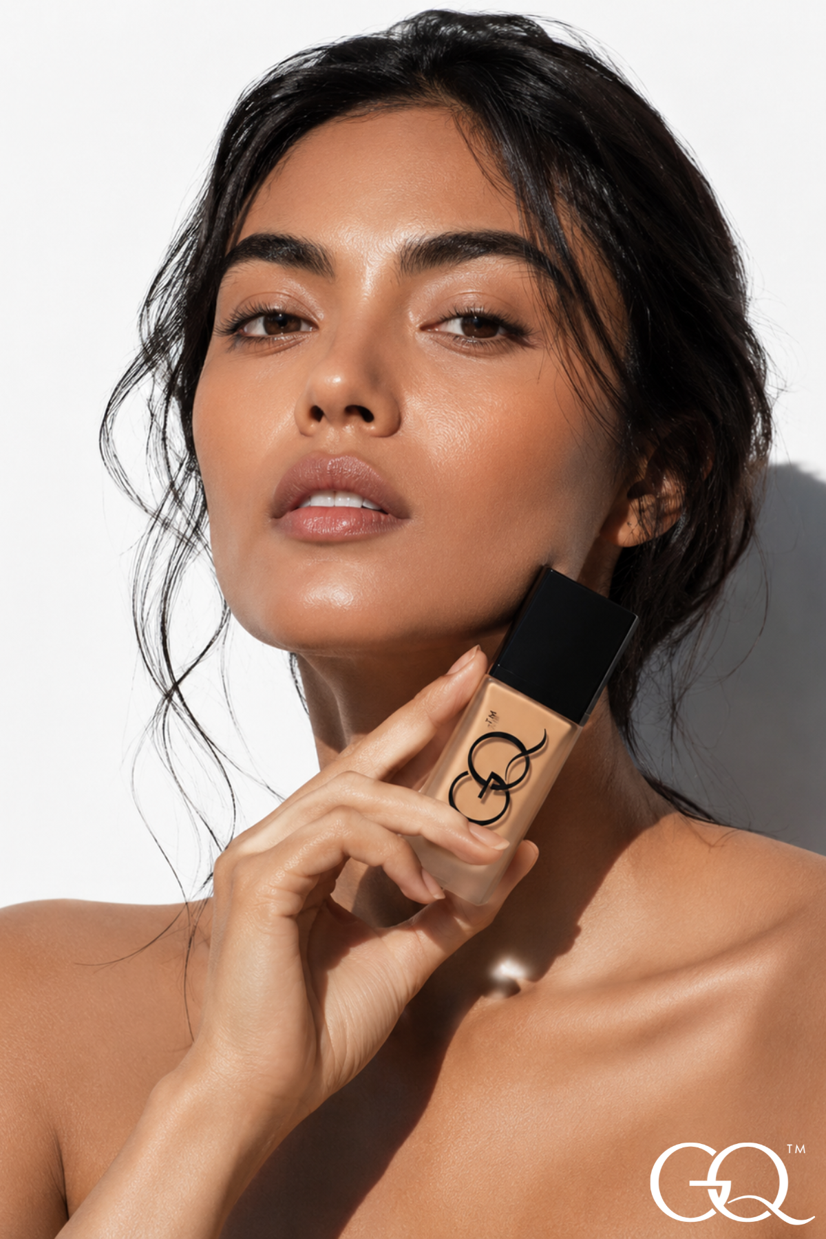 Foundation with SPF - Brunette (30ml) | GLOWNIQUE