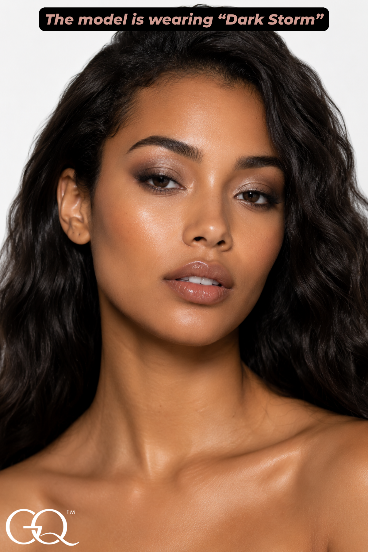 Experience the GLOWNIQUE Eyeshadow Palette - Dark Storm, where luxurious pigments meet artisanal craftsmanship for timeless elegance and transformative beauty.