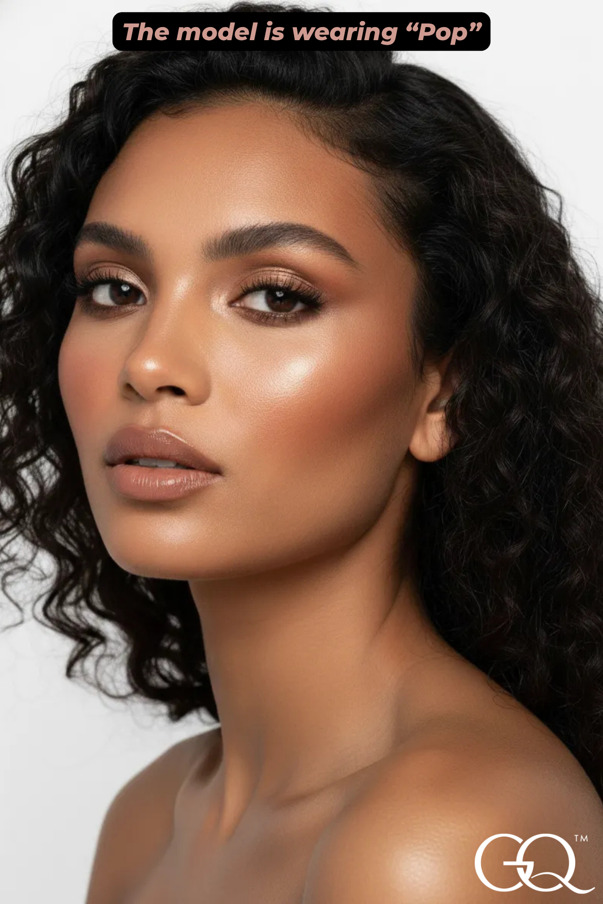 Elevate your beauty ritual with GLOWNIQUE's Pro Cheek Palette. Luxurious, finely milled powders enhance your natural radiance for a flawless, sophisticated glow.