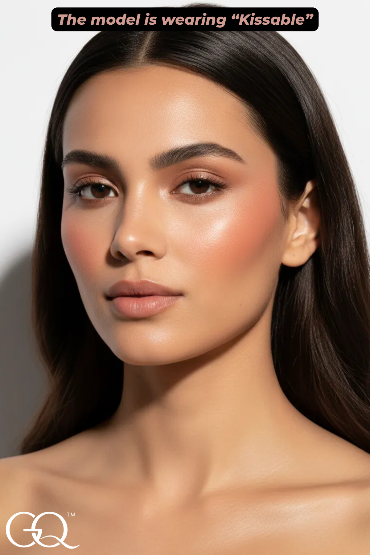 Elevate your beauty ritual with GLOWNIQUE's Blush Palette - Kissable, a luxurious blend of jojoba oil and exquisite shades for timeless radiance.