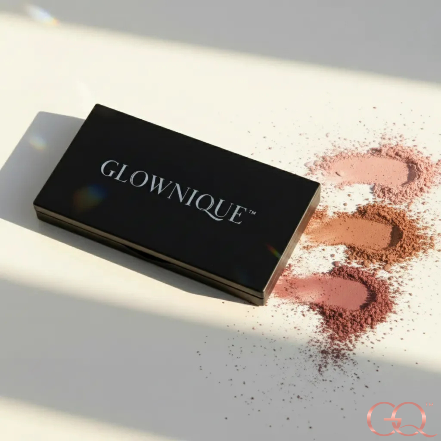 Elevate your beauty ritual with GLOWNIQUE's Blush Palette - Kissable, featuring luxurious jojoba oil for a radiant, timeless glow. Experience artisanal craftsmanship in every shade.