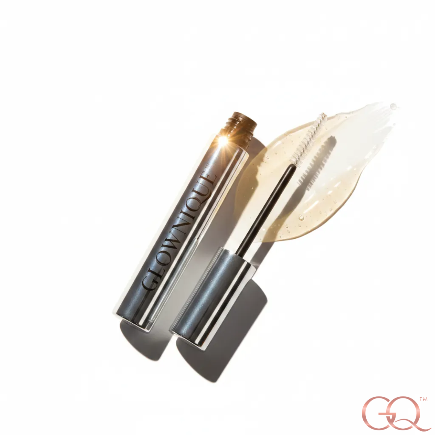 Experience the artistry of GLOWNIQUE Brow Gel - Clear, a luxurious formulation that elevates your beauty ritual with precision and sophistication.