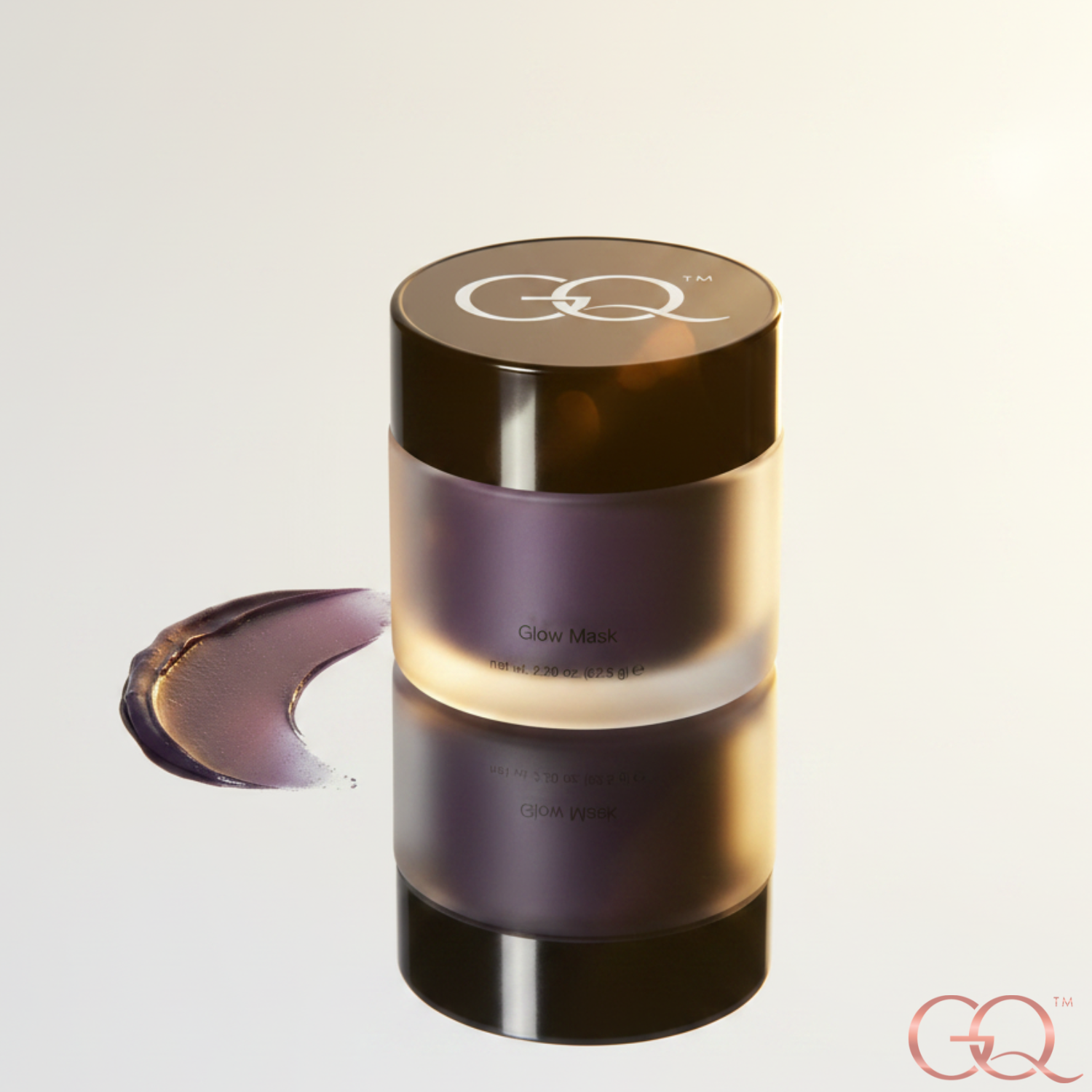 Experience the artisanal luxury of GLOWNIQUE Glow Mask, a thermal charcoal treatment that purifies and rejuvenates, revealing your skin's natural radiance.