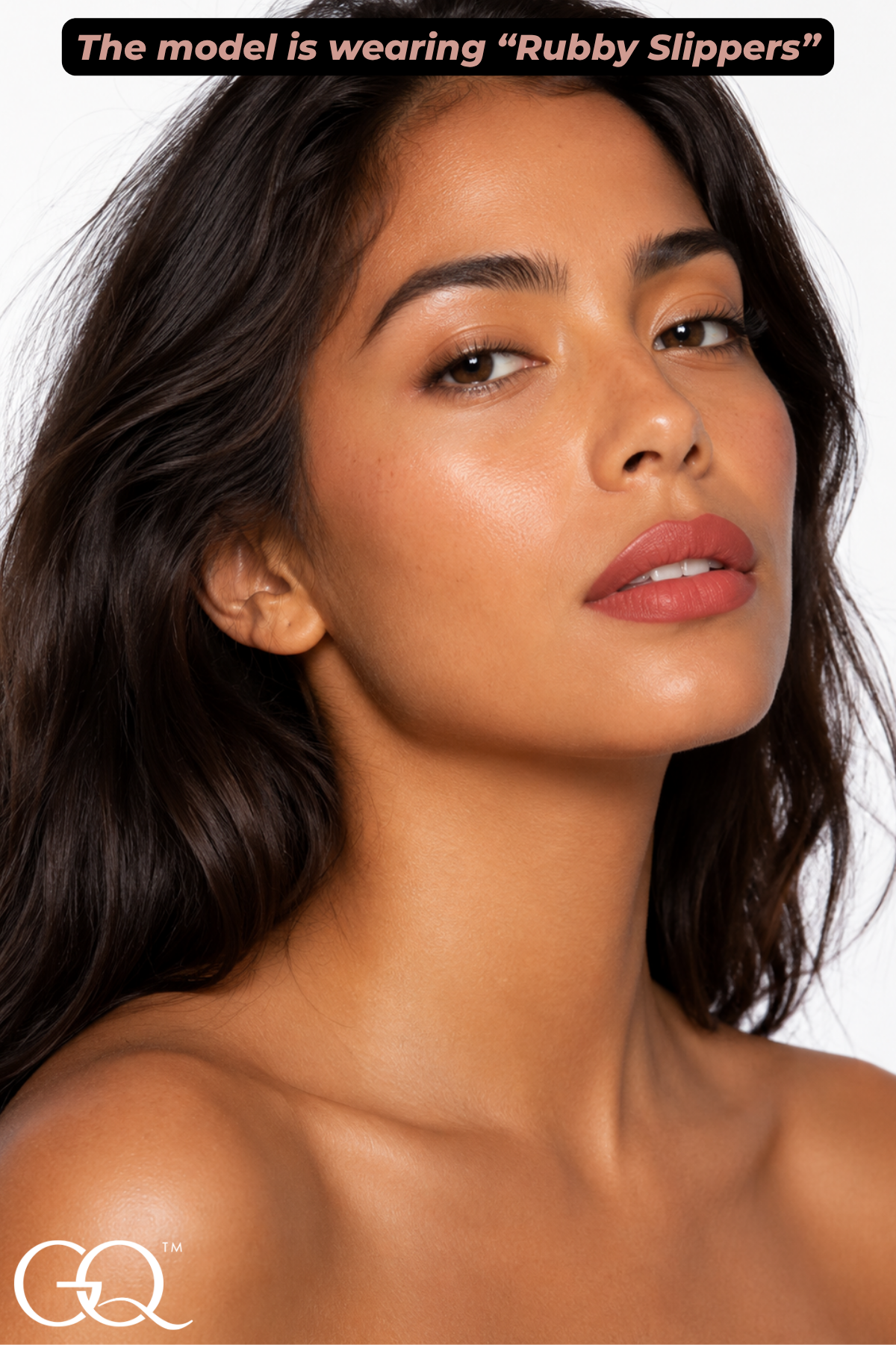 GLOWNIQUE Muse Matte Lipstick - Artisanal Ruby Elegance