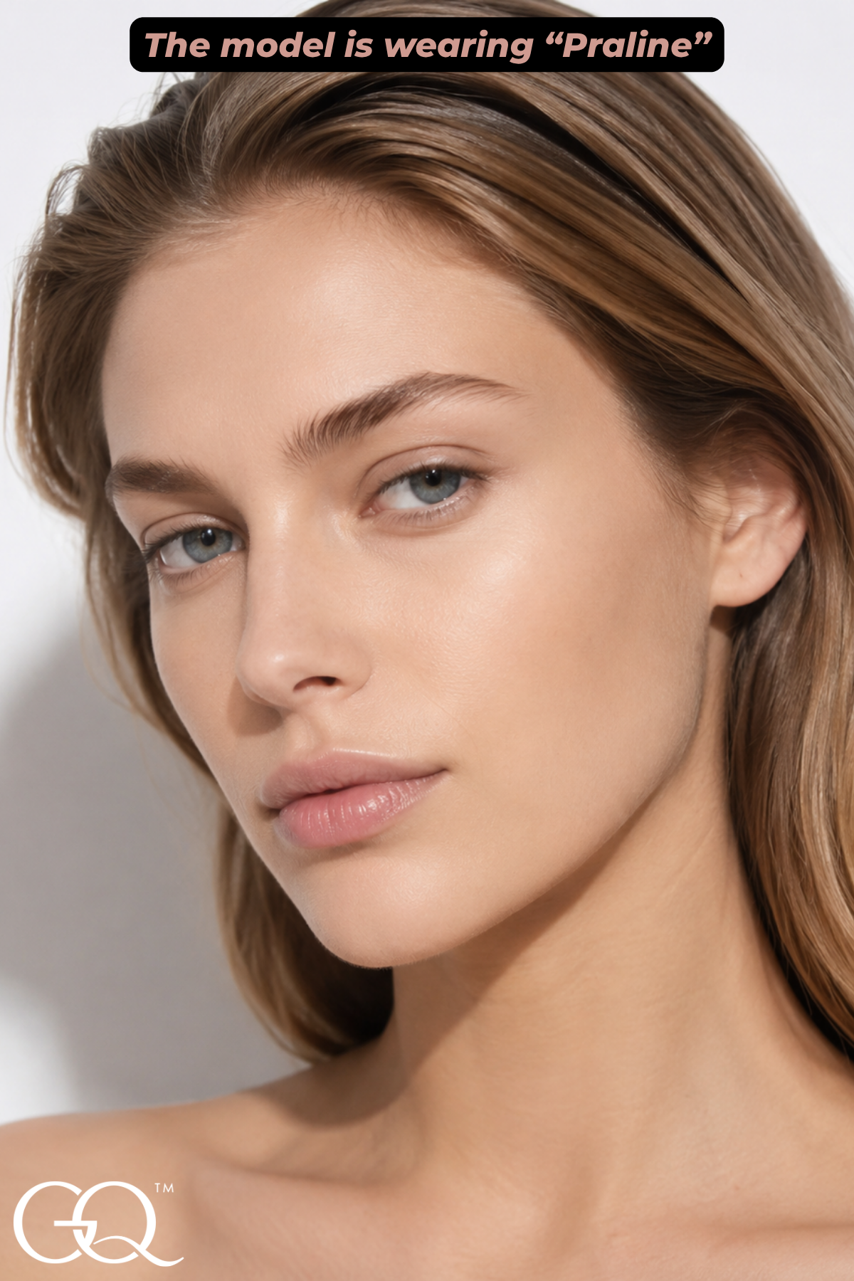 Experience the exquisite GLOWNIQUE Full Cover Foundation, a luxurious blend of hydration and elegance for a flawless complexion that embodies sophistication and grace.