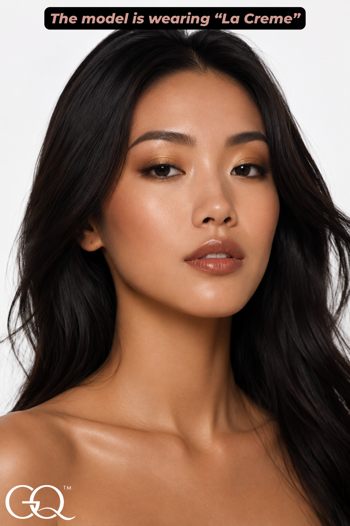 Indulge in the GLOWNIQUE Eyeshadow Palette - La Creme, a luxurious blend of velvety textures and exquisite shades, perfect for elevating your beauty ritual.