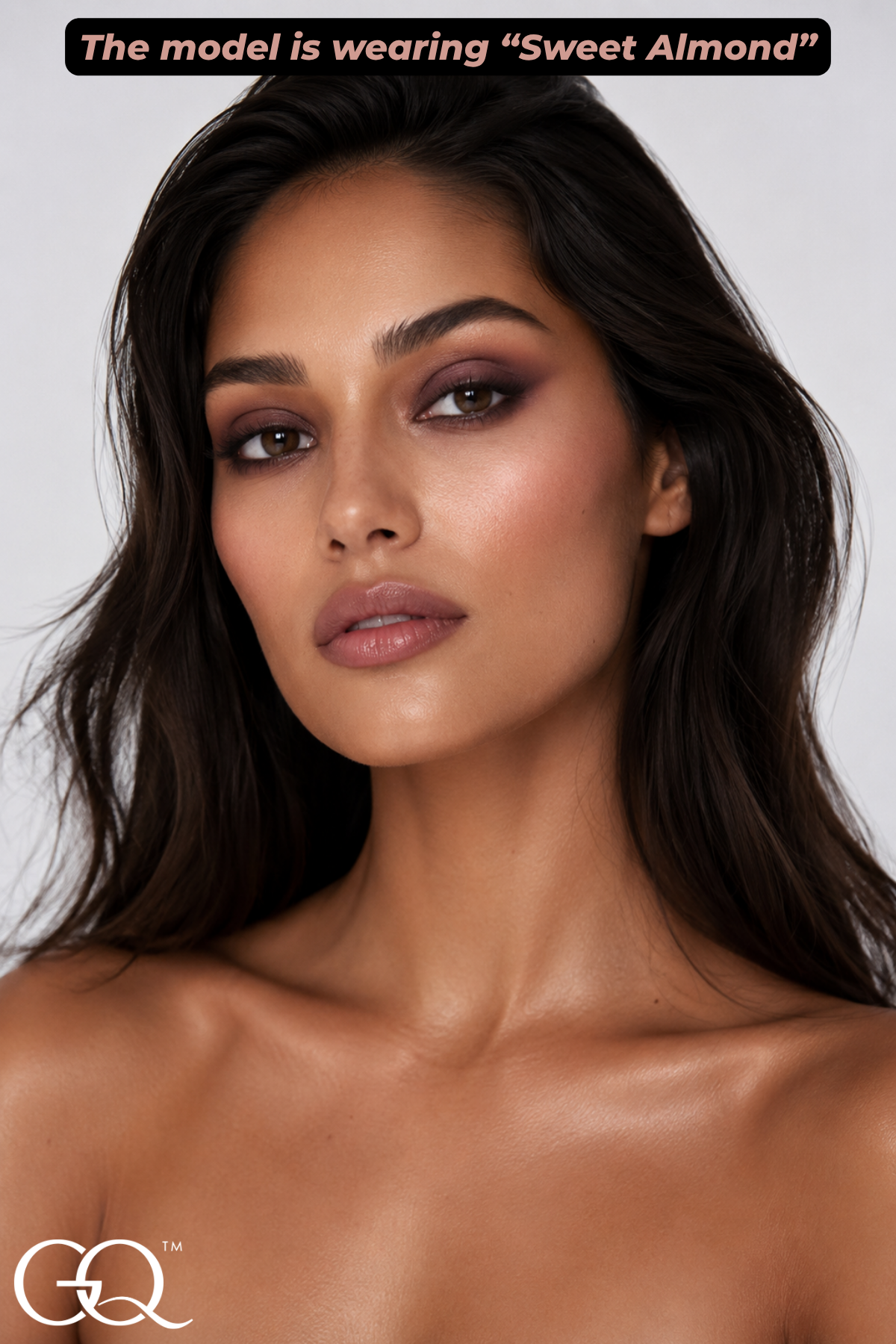 Indulge in the GLOWNIQUE Eyeshadow Palette, where luxurious pigments and velvety textures elevate your beauty ritual, embodying sophistication and allure.